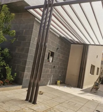 مظلات متحركة